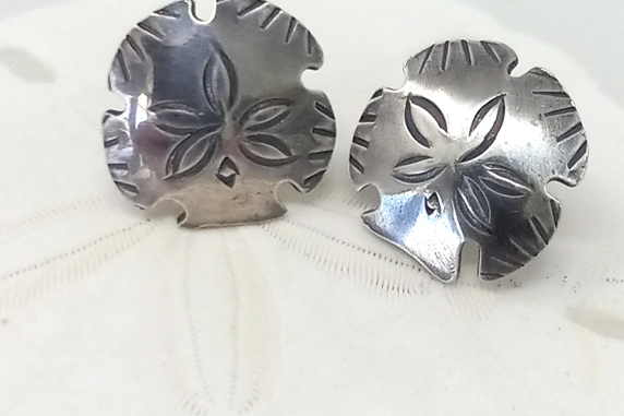 Silver Sand Dollar Stud Earrings