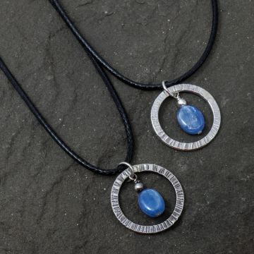 Silver Kyanite Circle Pendant - Hammered Hoop Necklace